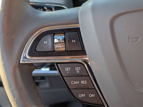 Used 2022 Lincoln Nautilus Reserve image 26