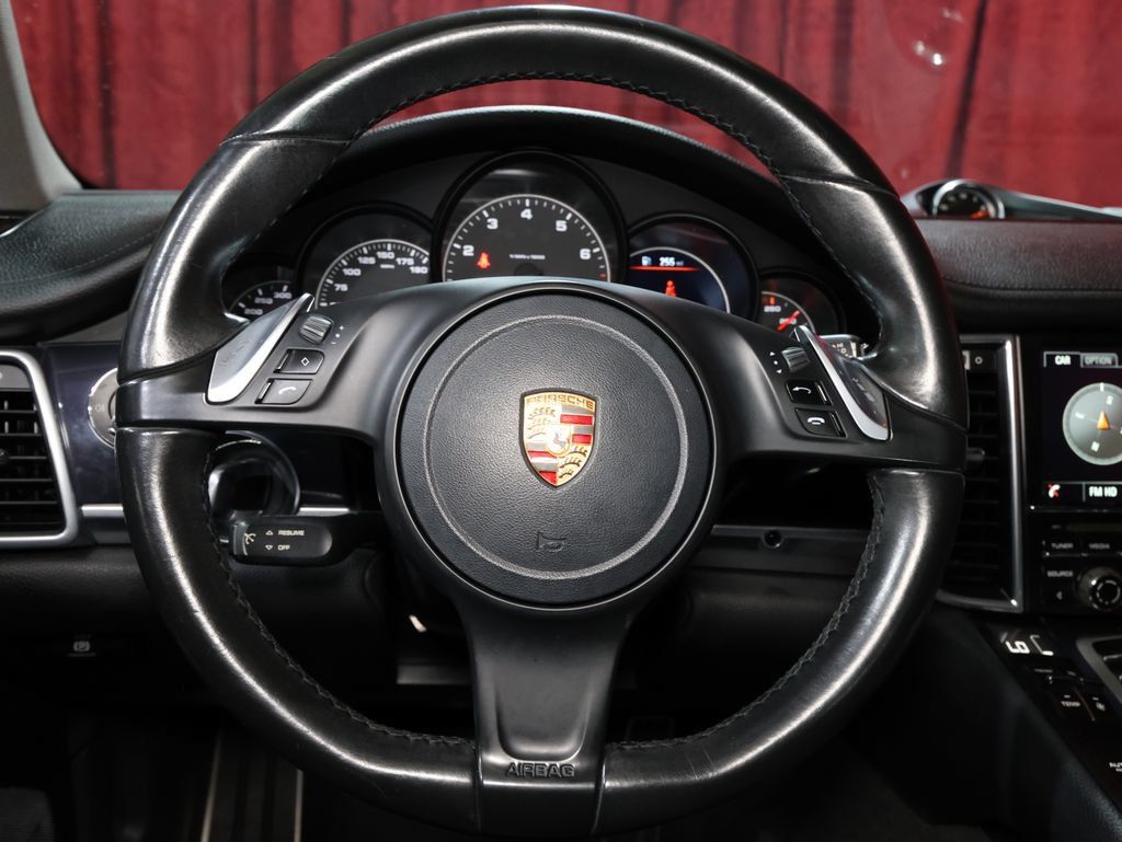 Used 2016 Porsche Panamera Edition RWD image 17