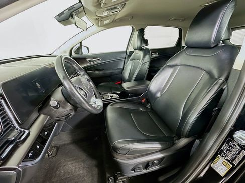 Certified 2023 Kia Sportage EX image 27