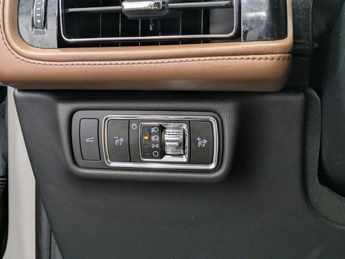 Certified 2023 Lincoln Aviator Reserve w/ Elements Package Plus image 19