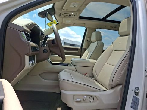 Certified 2023 GMC Yukon XL Denali AWD/4WD image 14