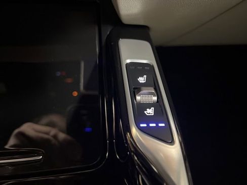 Used 2025 Kia Sorento SX Prestige image 31