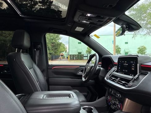 Used 2021 Chevrolet Suburban High Country AWD/4WD image 21