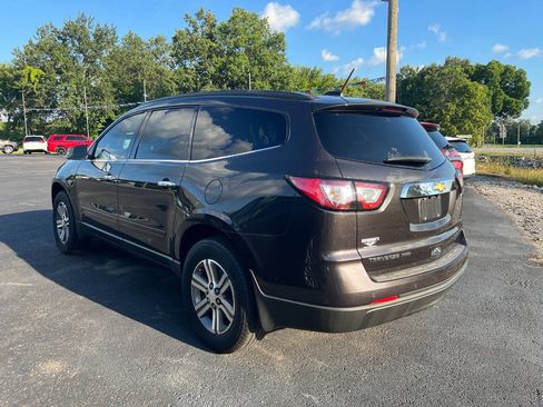 Used 2017 Chevrolet Traverse LT AWD/4WD image 3