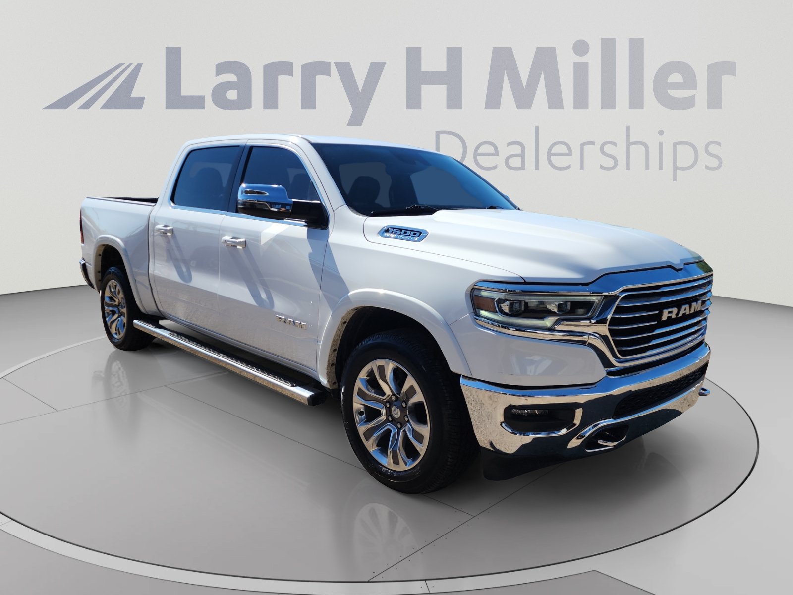 Used 2023 RAM 1500 Limited AWD/4WD image 7