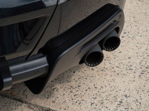 Used 2025 Ferrari Roma Spider image 28