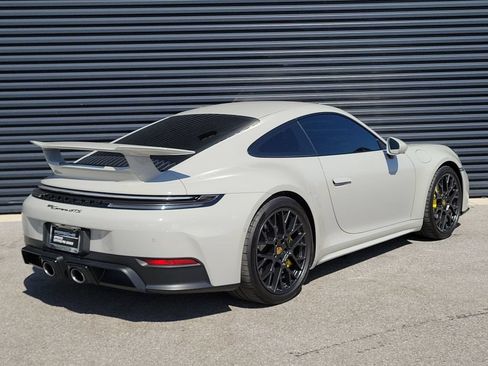 Certified 2025 Porsche 911 Carrera GTS RWD image 7