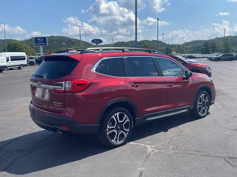 Used 2024 Subaru Ascent Limited AWD/4WD image 5