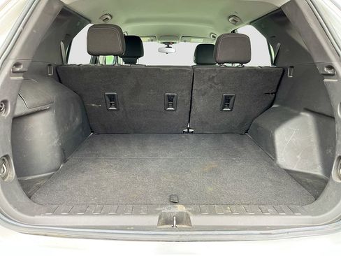 Used 2021 Chevrolet Equinox LS w/ LS Convenience Package AWD/4WD image 23
