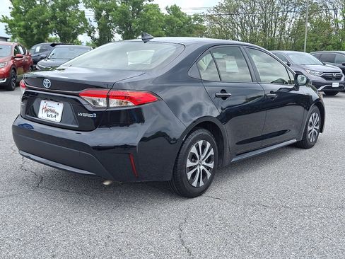 Used 2022 Toyota Corolla LE FWD image 6