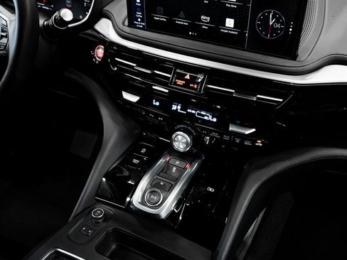 Certified 2025 Acura MDX w/ Technology Package image 23