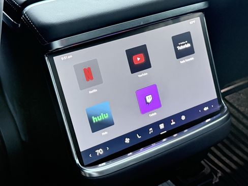 Used 2025 Tesla Model S AWD/4WD image 16