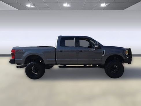 Used 2021 Ford F250 Lariat w/ Lariat Value Package image 8