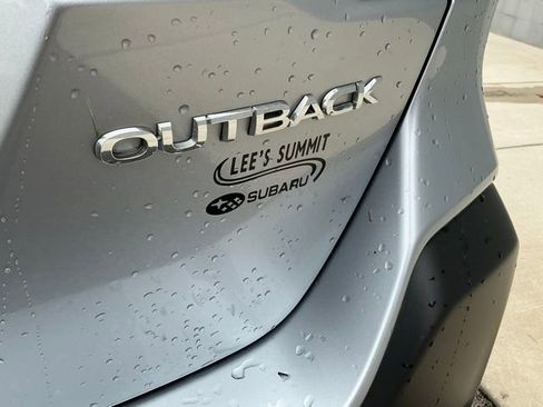 Certified 2025 Subaru Outback Premium AWD/4WD image 6