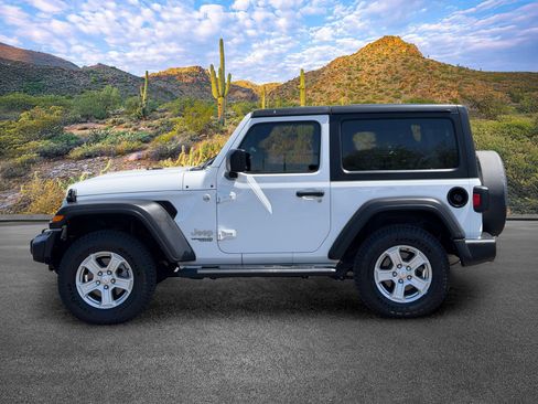 Used 2020 Jeep Wrangler Sport AWD/4WD image 8