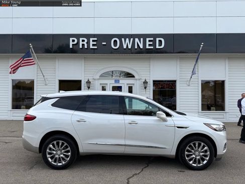 Used 2019 Buick Enclave Premium w/ Experience Buick Package AWD/4WD image 4