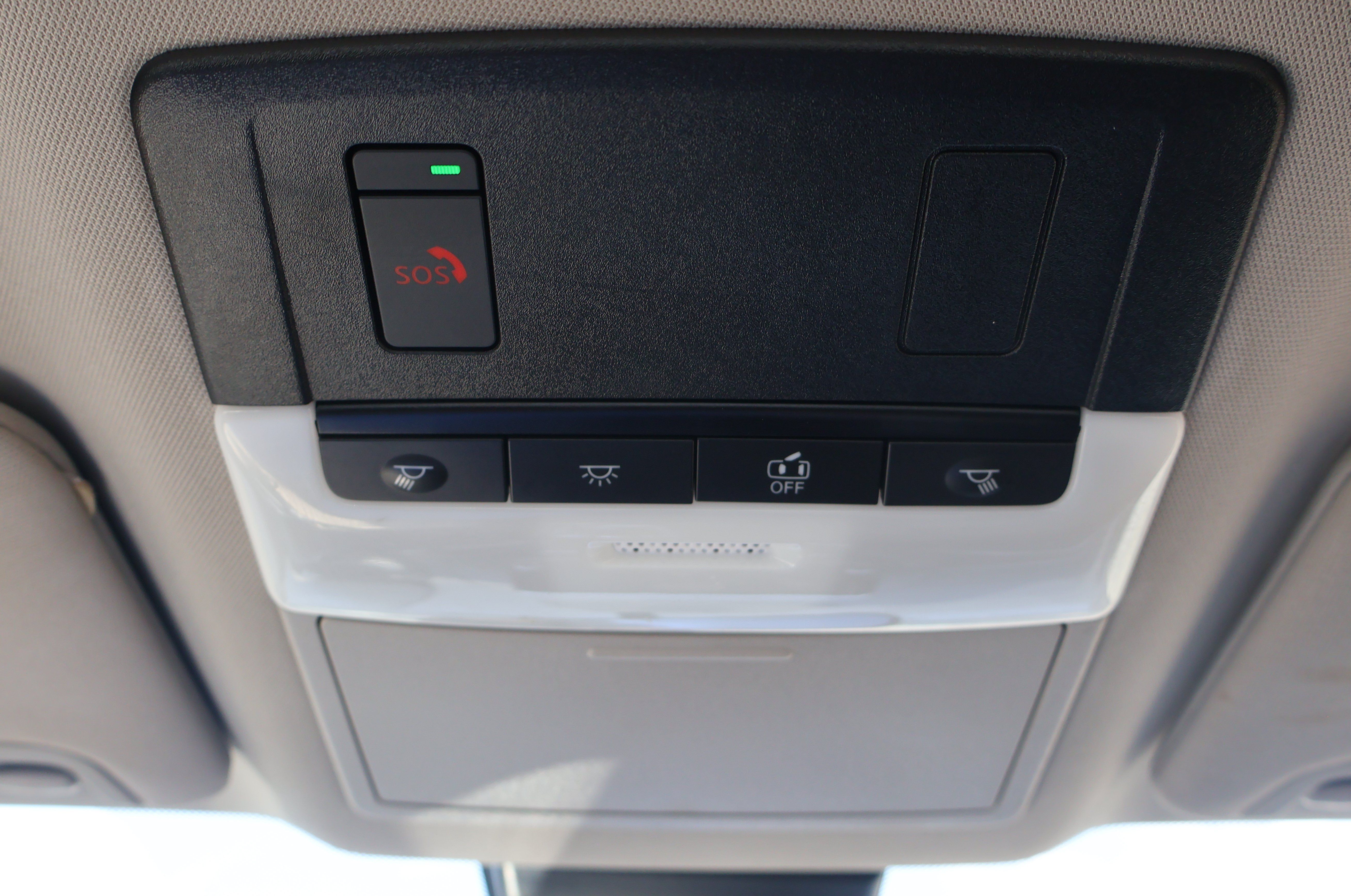 Used 2025 Nissan Altima 2.5 SV FWD image 15