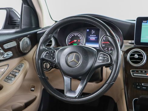 Used 2016 Mercedes-Benz GLC 300 4MATIC image 9