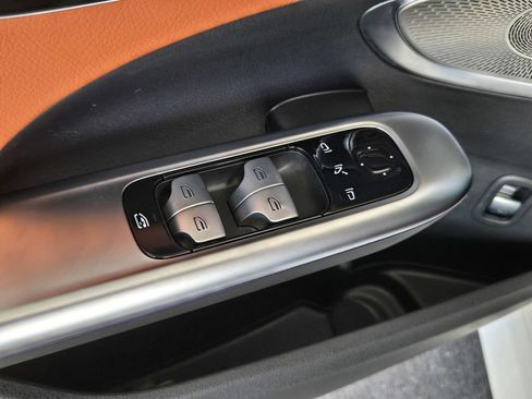 Used 2023 Mercedes-Benz C 300 Sedan image 12
