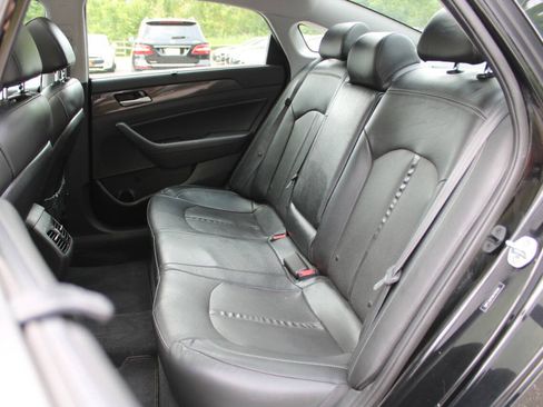 Used 2019 Hyundai Sonata Limited w/ Ultimate Package 04 FWD image 26