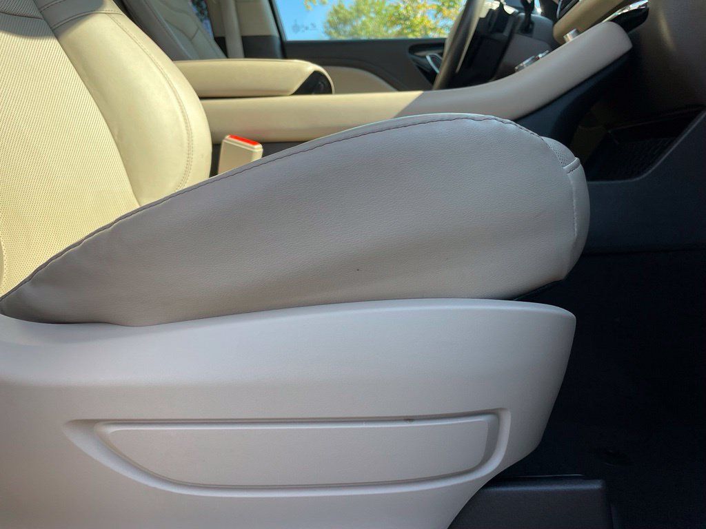 Used 2021 Lincoln Aviator Reserve w/ Elements Package Plus AWD/4WD image 30