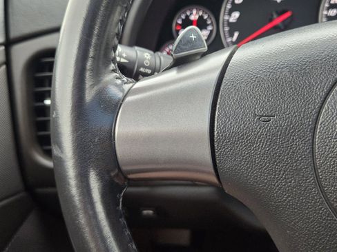 Used 2006 Chevrolet Corvette Coupe image 29