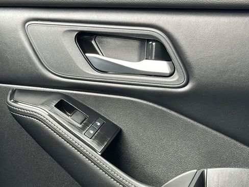 Certified 2026 Nissan Rogue SV w/ Cold Weather Package image 21