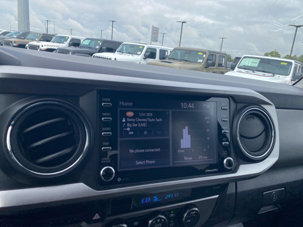 Used 2023 Toyota Tacoma SR5 RWD image 22