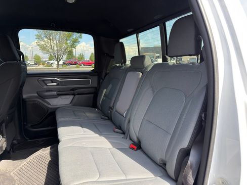 Used 2022 RAM 1500 Big Horn AWD/4WD image 9