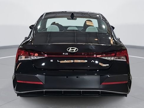 New 2026 Hyundai Elantra Limited image 6
