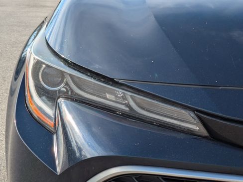 Used 2021 Toyota Corolla XSE image 10