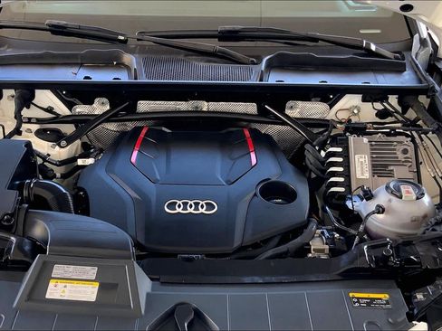 Used 2023 Audi SQ5 Premium Plus w/ Premium Plus Package AWD/4WD image 32