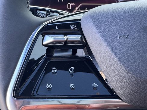 New 2026 Cadillac Escalade ESV Luxury w/ LPO, Radiant Package image 25