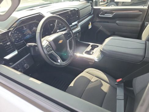 Used 2026 Chevrolet Silverado 2500 LT w/ All Star Edition AWD/4WD image 3