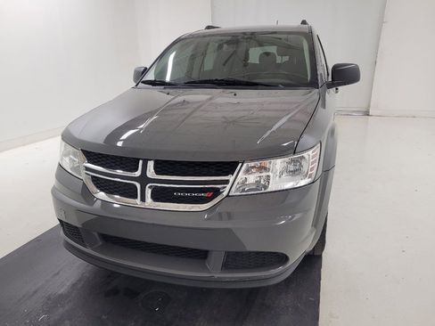 Used 2020 Dodge Journey SE w/ SE Popular Equipment Group FWD image 15