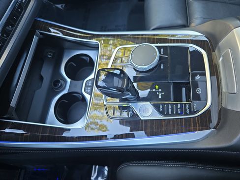 Used 2019 BMW X5 xDrive40i w/ Executive Package image 22