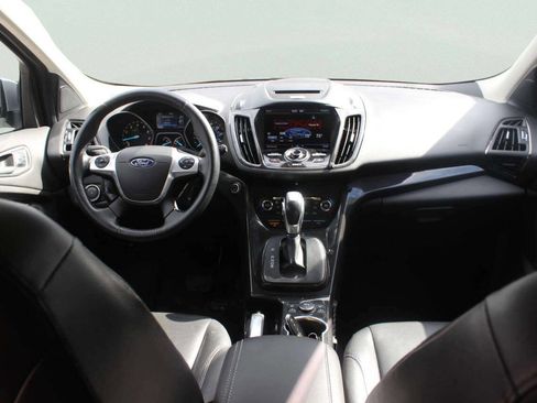 Used 2015 Ford Escape Titanium image 5