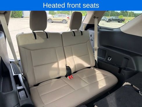 Used 2024 Ford Explorer XLT w/ Equipment Group 202A AWD/4WD image 26