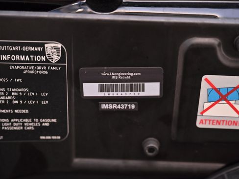 Used 2004 Porsche 911 Carrera 4S image 27