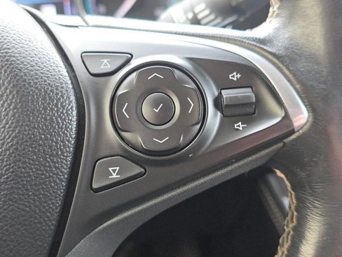 Used 2017 Buick Envision Essence image 4