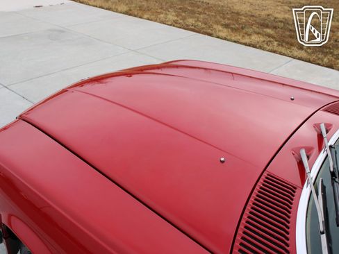 Used 1988 Mercedes-Benz 560 SL image 33