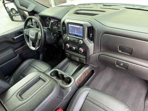 Used 2022 GMC Sierra 2500 Denali w/ Denali Ultimate Package AWD/4WD image 27
