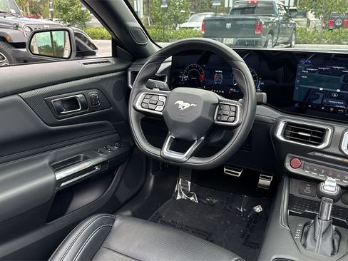 Used 2024 Ford Mustang GT Premium image 22