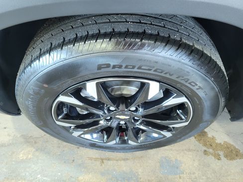 Certified 2023 Chevrolet TrailBlazer LT w/ Convenience Package FWD image 35