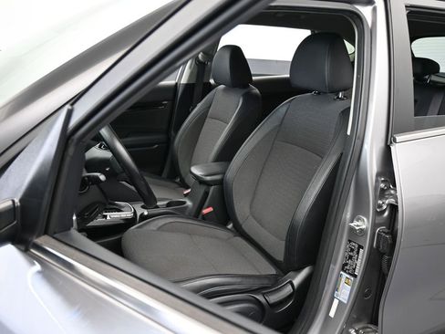 Used 2022 Kia Seltos S image 10