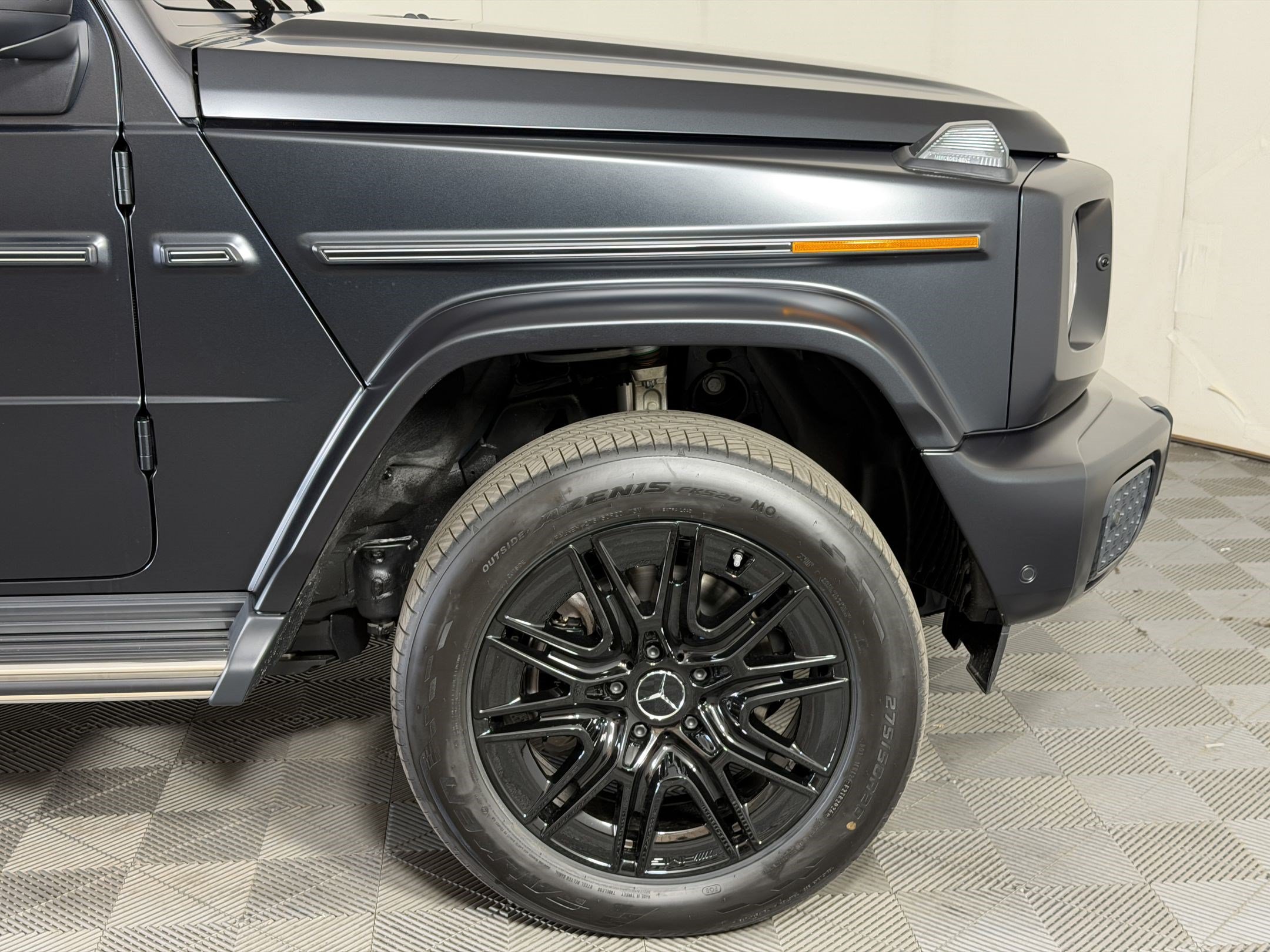 New 2027 Mercedes-Benz G 580 e image 13