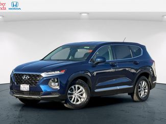 Used 2019 Hyundai Santa Fe SE image 1