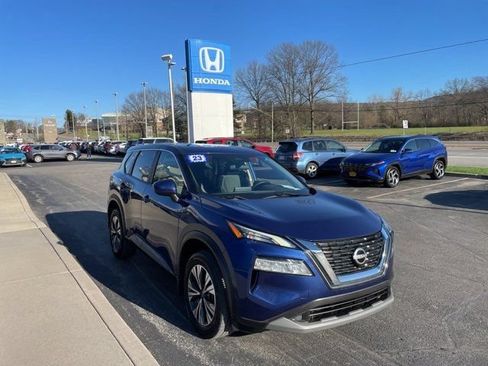 Used 2023 Nissan Rogue SV FWD image 5