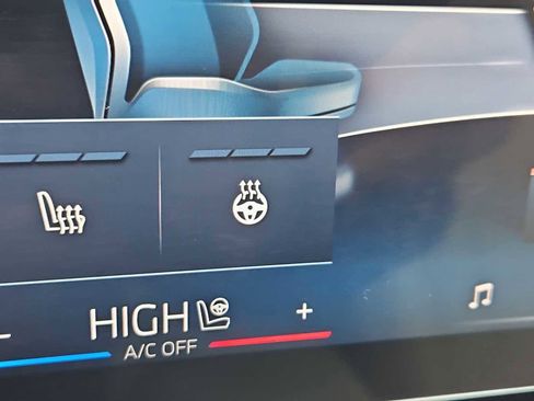 Used 2025 BMW X3 xDrive30i w/ Convenience Package image 29