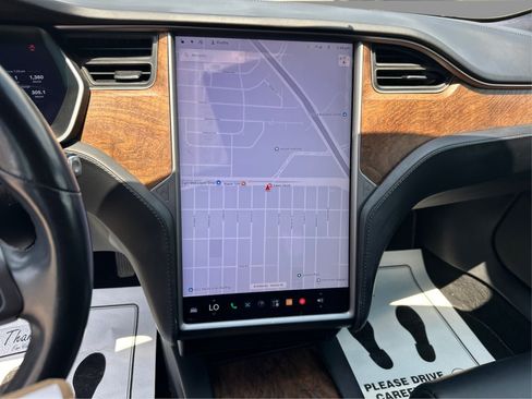 Used 2019 Tesla Model S Standard Range AWD/4WD image 36